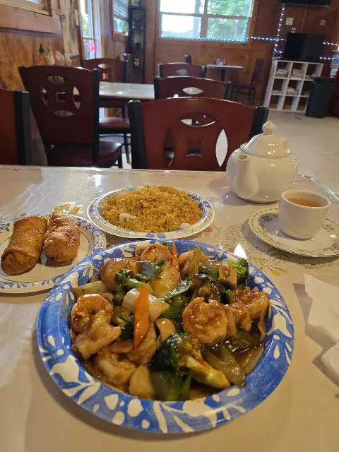 Yangs kitchen Chinese restaurant