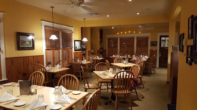 Epi's | A Basque Restaurant