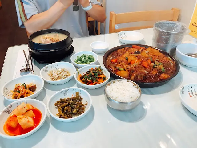 Ssyal - Chicago Korean Restaurant