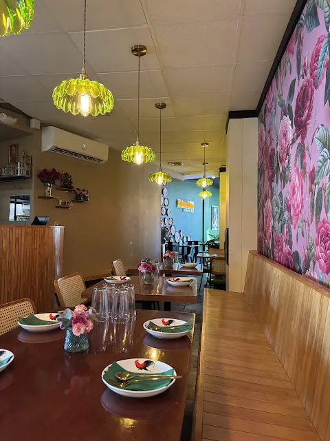 Mahanakhon Thai & Noodle Bar