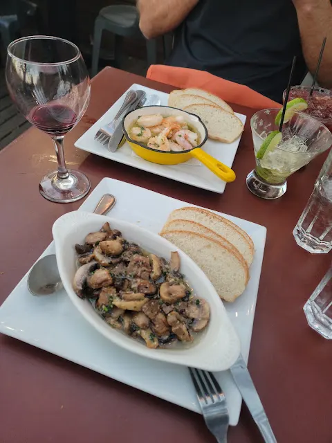 La Terraza Rum & Lounge