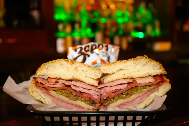 Debris Po-Boys & Drinks